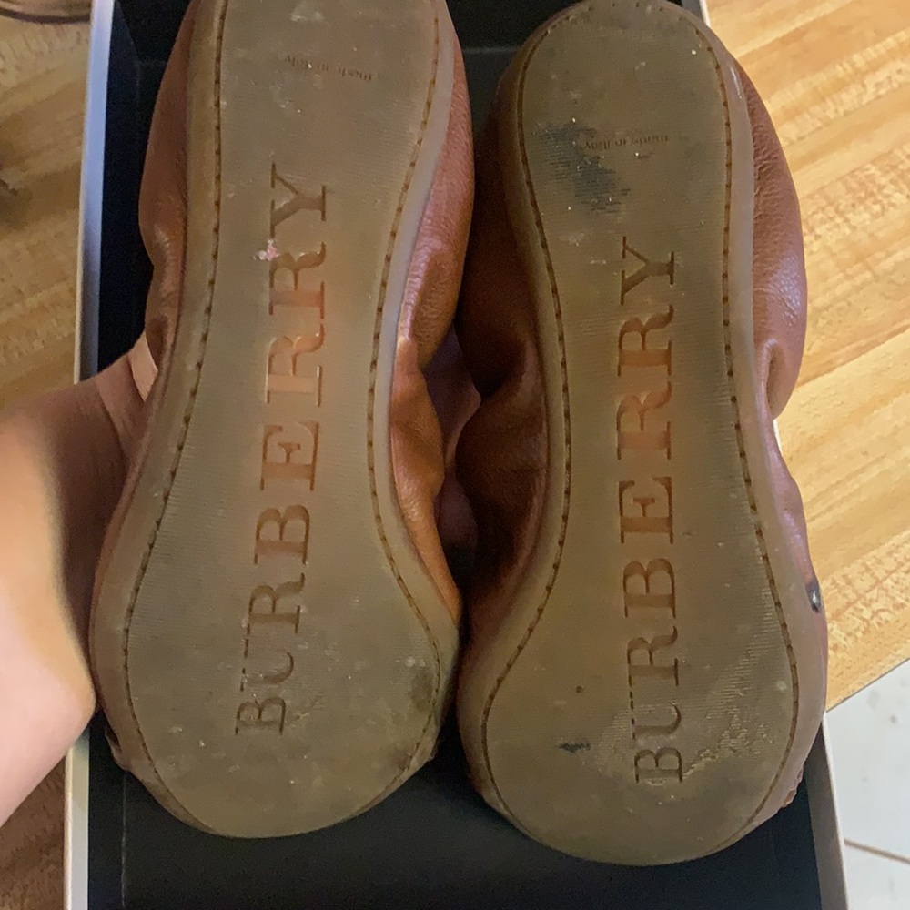 Brown leather nova check Burberry Ballet Flats🤩🤩🤩 - Picture 9 of 9